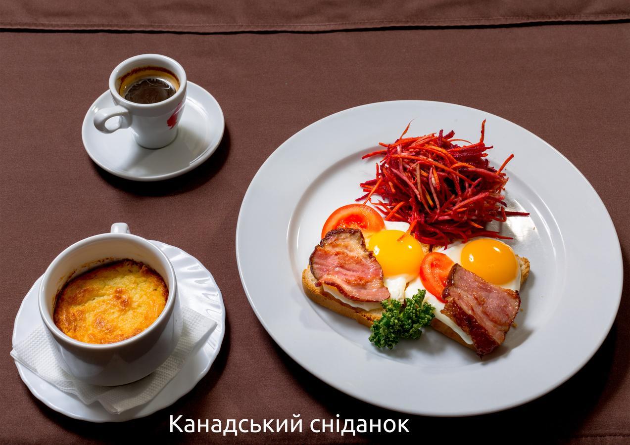 Gala Hotel Kamianets-Podilskyi Luaran gambar